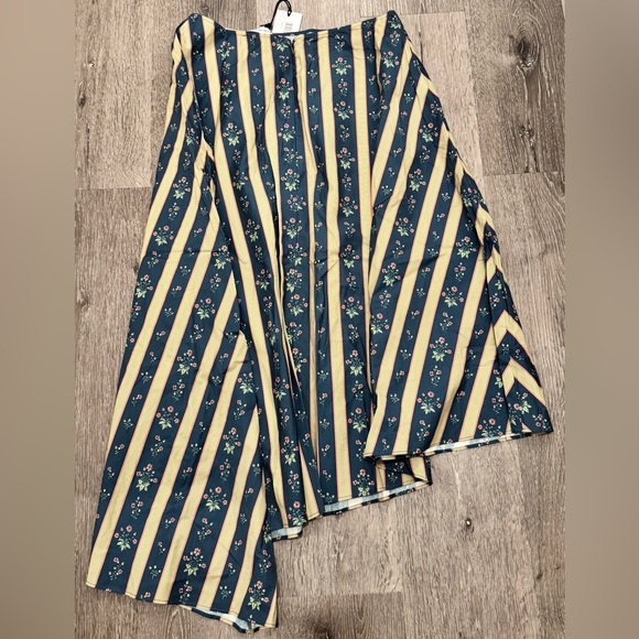 WeWoreWhat Asymmetrical Floral Stripe Midi Skirt Size 12 NWT - Picture 2 of 9